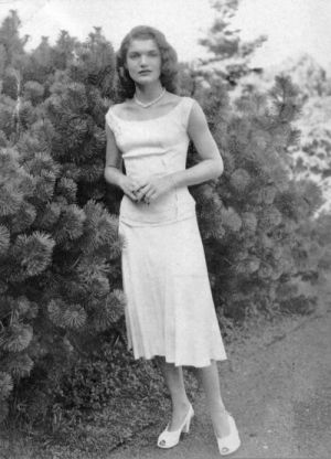 jackie bouvier kennedy onassis as a young lady before she was married.jpg